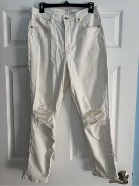 White Distressed Mom Jeans - American Eagle Outfitters